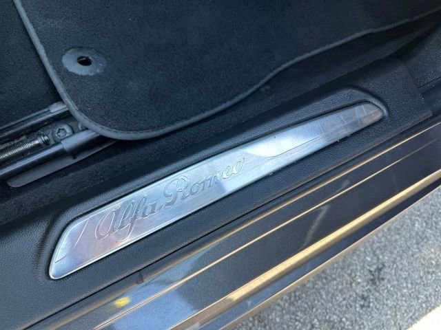 Used 2023 Alfa Romeo Giulia Ti w/ Active Assist Plus Package image 17