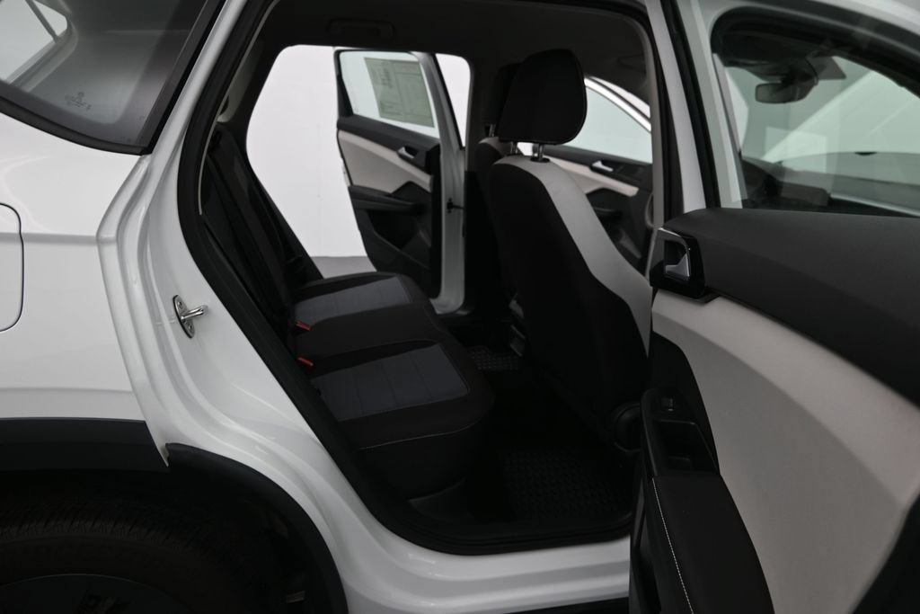 Used 2025 Volkswagen Taos S FWD image 17