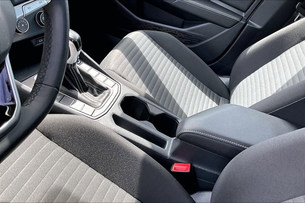 Certified 2024 Volkswagen Jetta S image 22