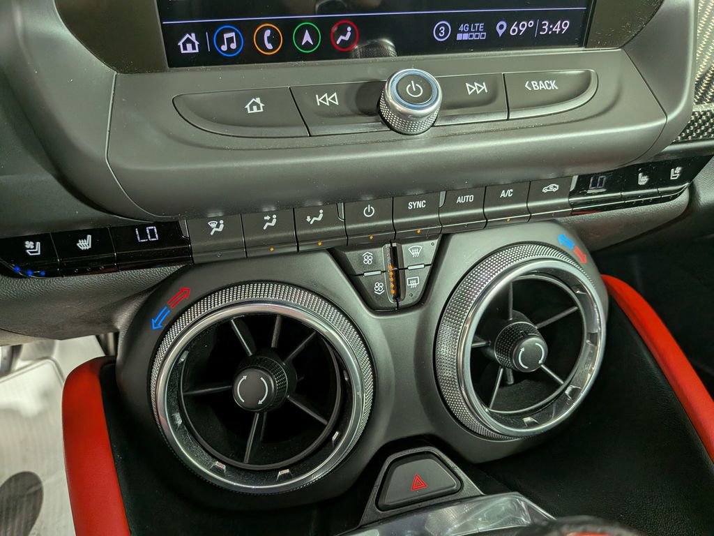 Used 2020 Chevrolet Camaro ZL1 image 31