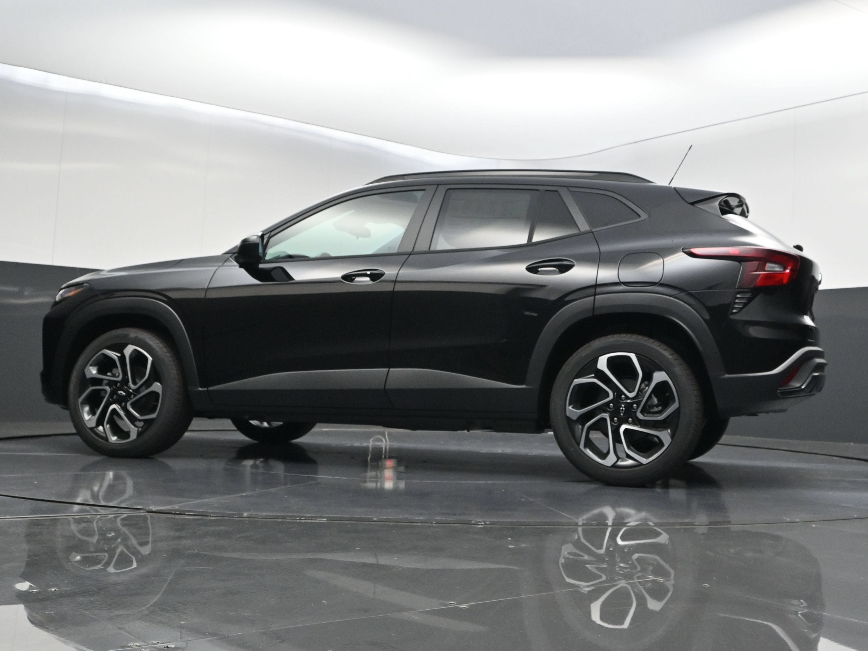 New 2026 Chevrolet Trax RS w/ Sunroof Package FWD image 41