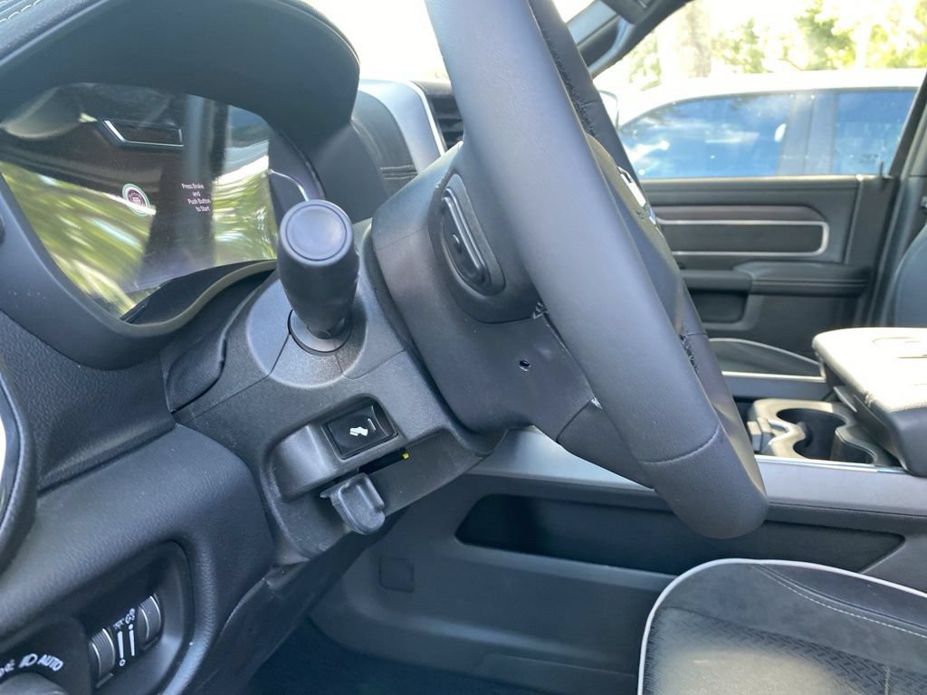 Used 2025 RAM 2500 Laramie AWD/4WD image 16