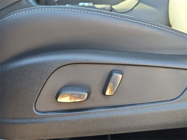 Certified 2024 Cadillac XT6 Luxury image 36