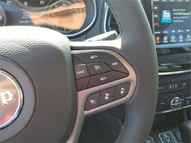 Used 2022 Jeep Cherokee Limited image 15