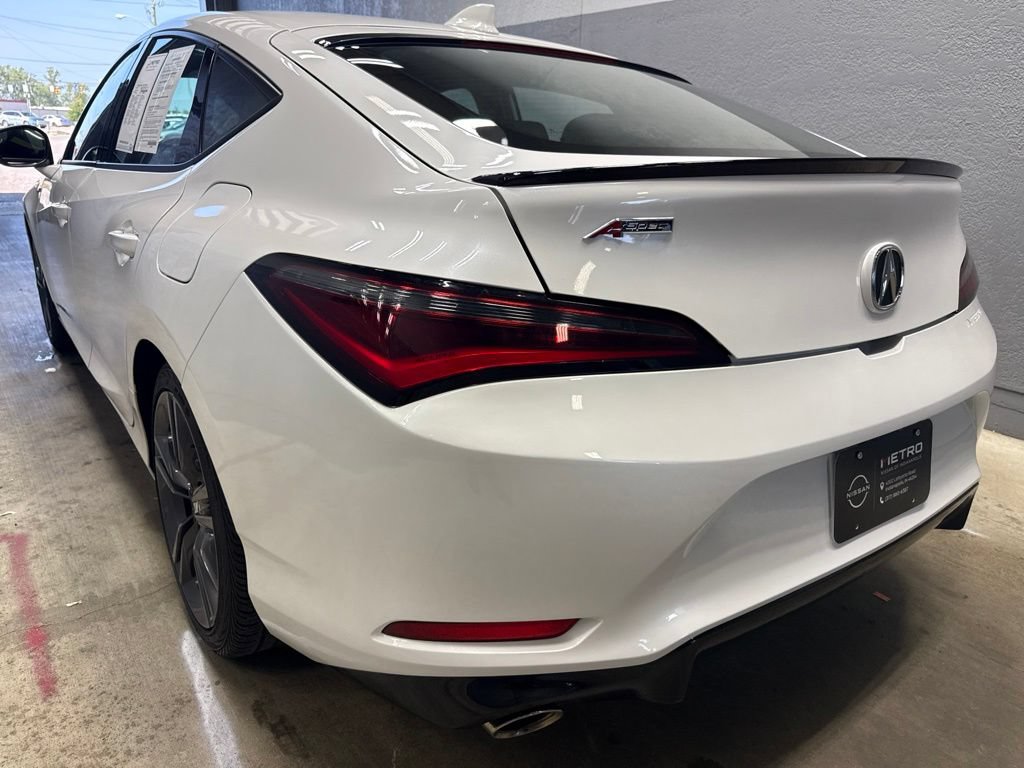 Used 2025 Acura Integra A-Spec FWD image 11