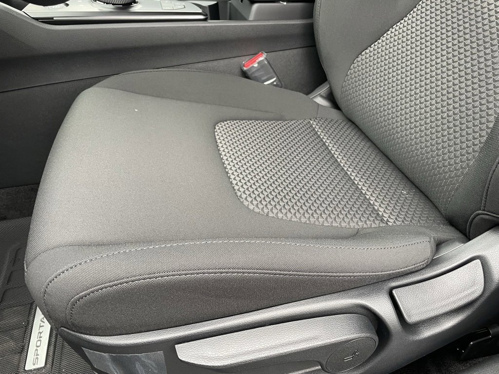 New 2026 Kia Sportage LX image 18