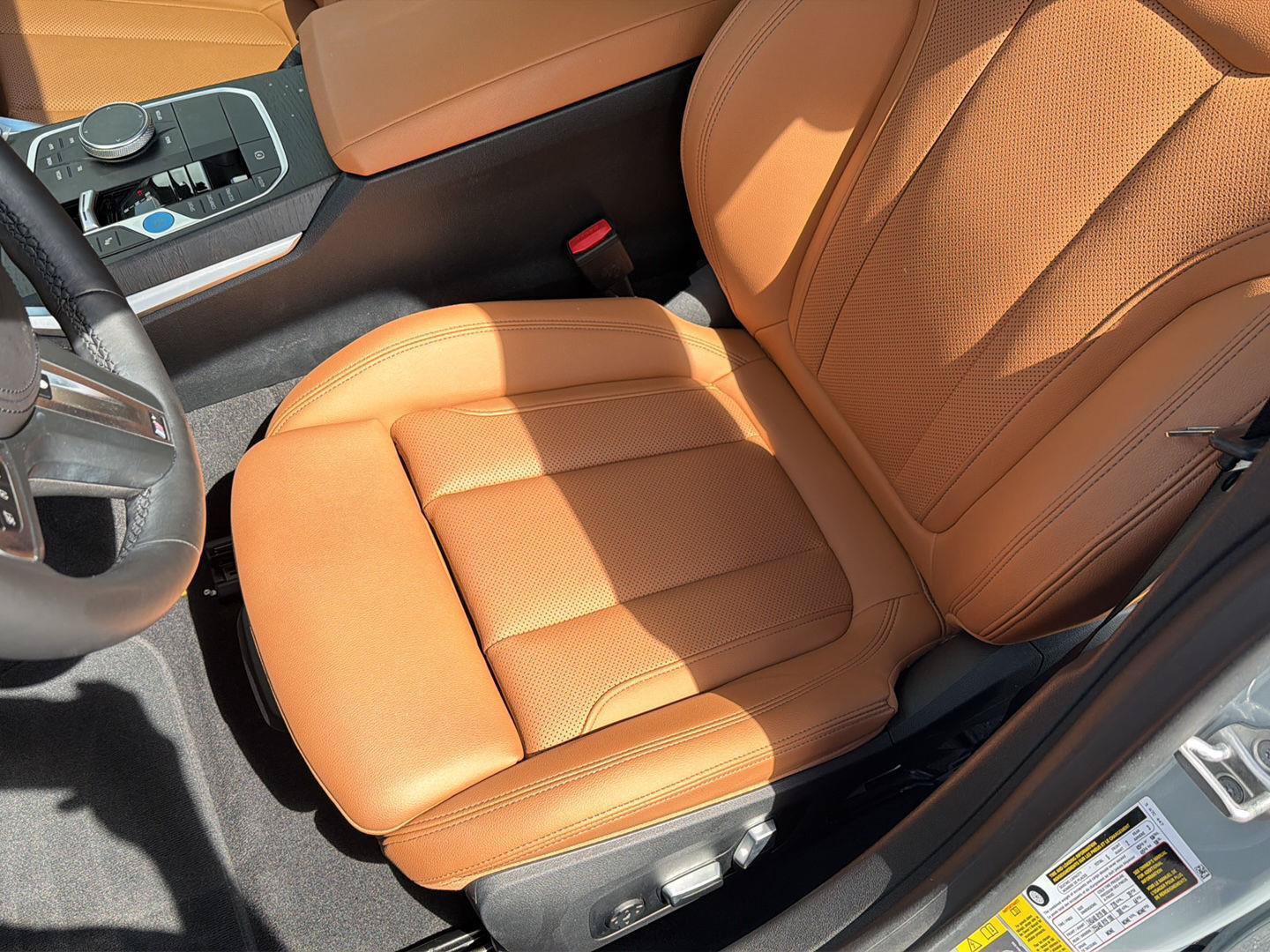 Used 2024 BMW i4 eDrive40 w/ M Sport Package RWD image 29