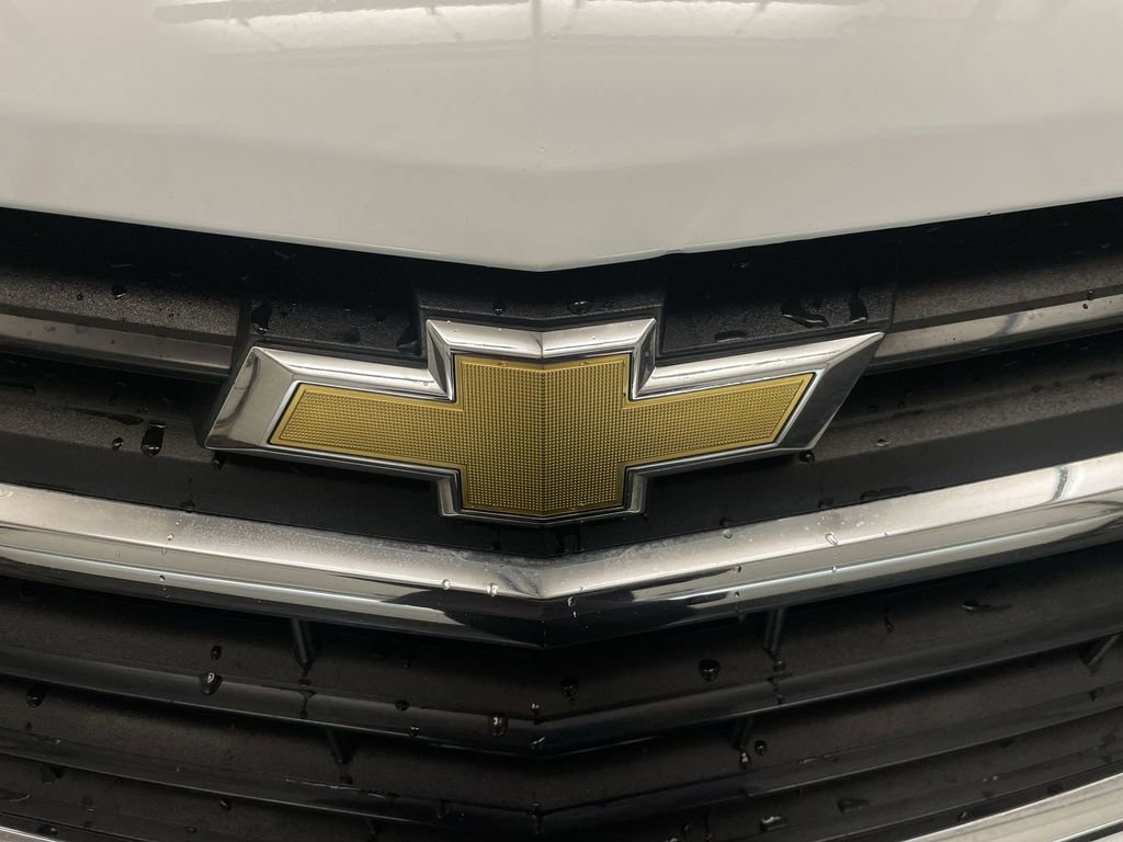 Used 2019 Chevrolet Equinox LT w/ Driver Convenience Package image 24