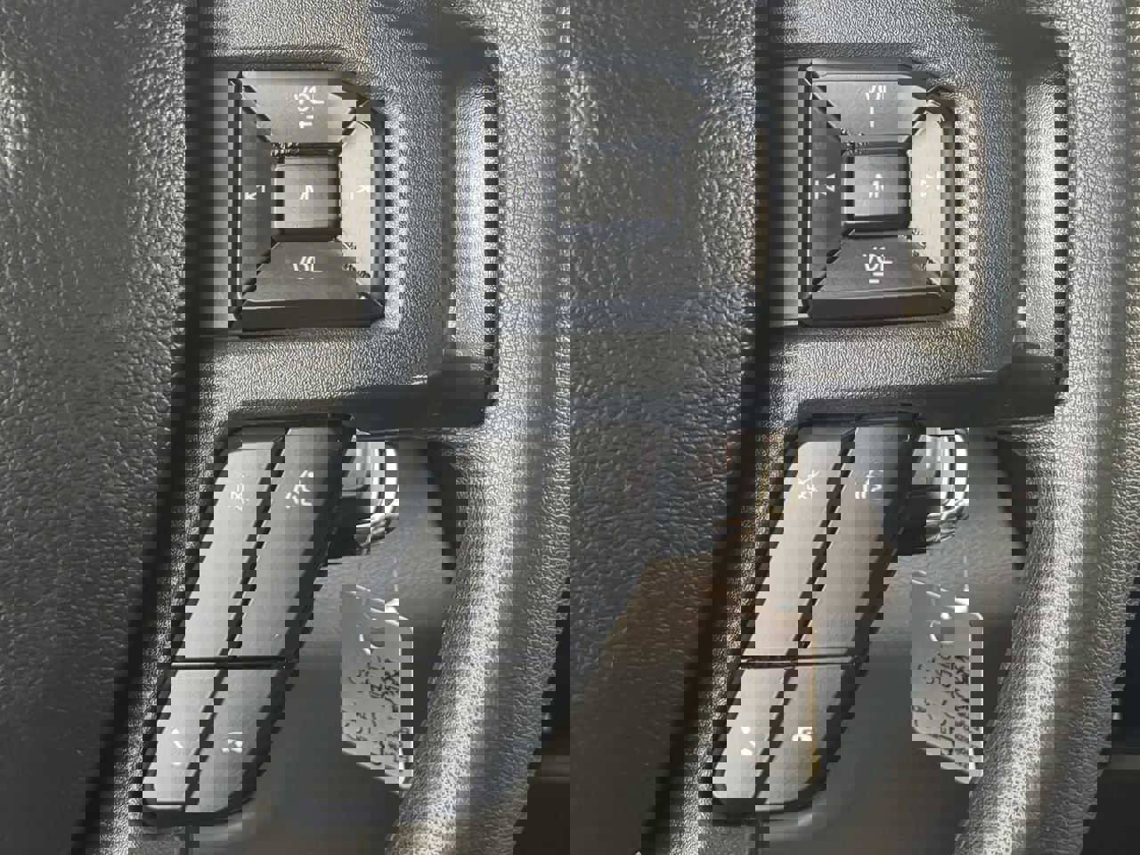 Used 2022 Ford F550 4x4 Crew Cab Super Duty w/ Power Equipment Group image 23