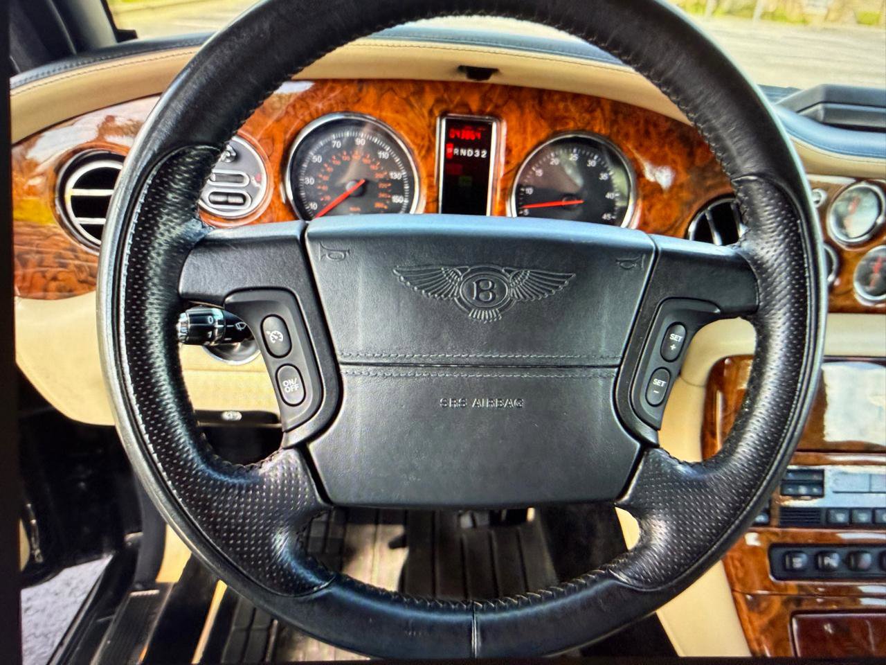 Used 2004 Bentley Arnage T RWD image 28