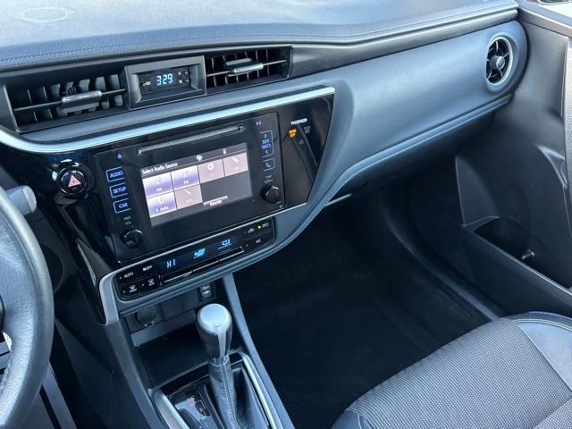 Used 2017 Toyota Corolla L image 32