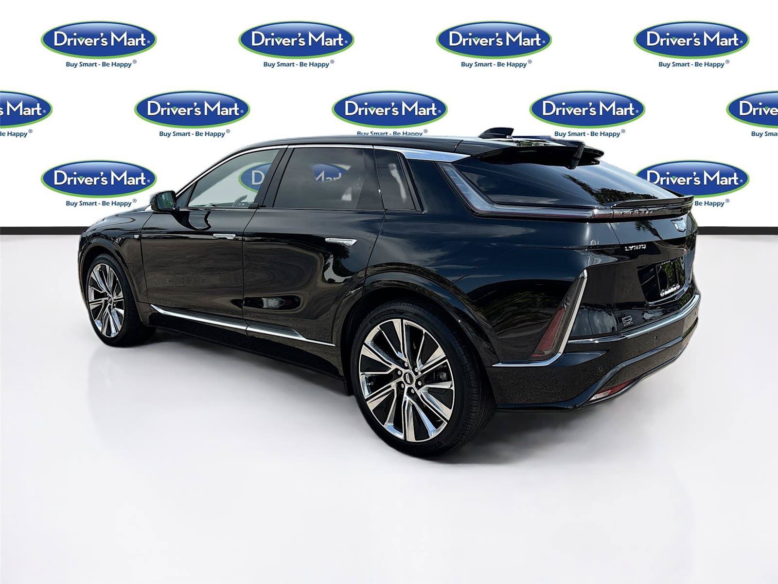Used 2023 Cadillac Lyriq 2WD image 5