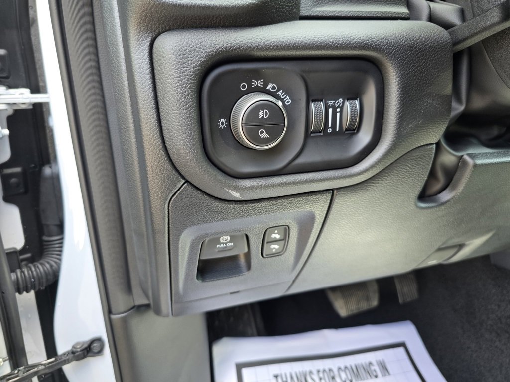 New 2025 RAM 1500 Big Horn image 33