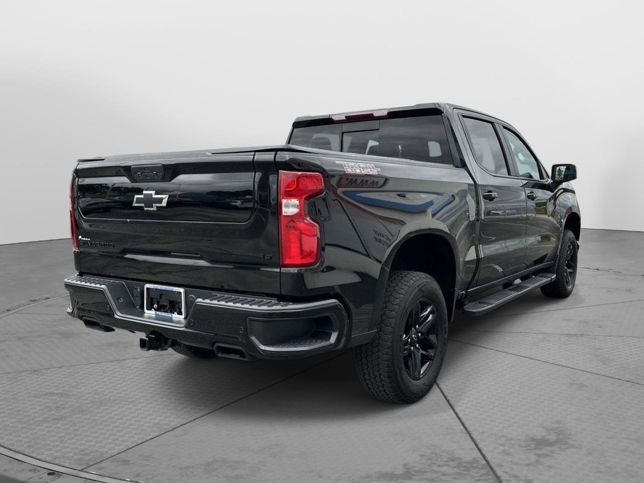 Used 2021 Chevrolet Silverado 1500 LT Trail Boss w/ LT Trail Boss Premium Package image 4