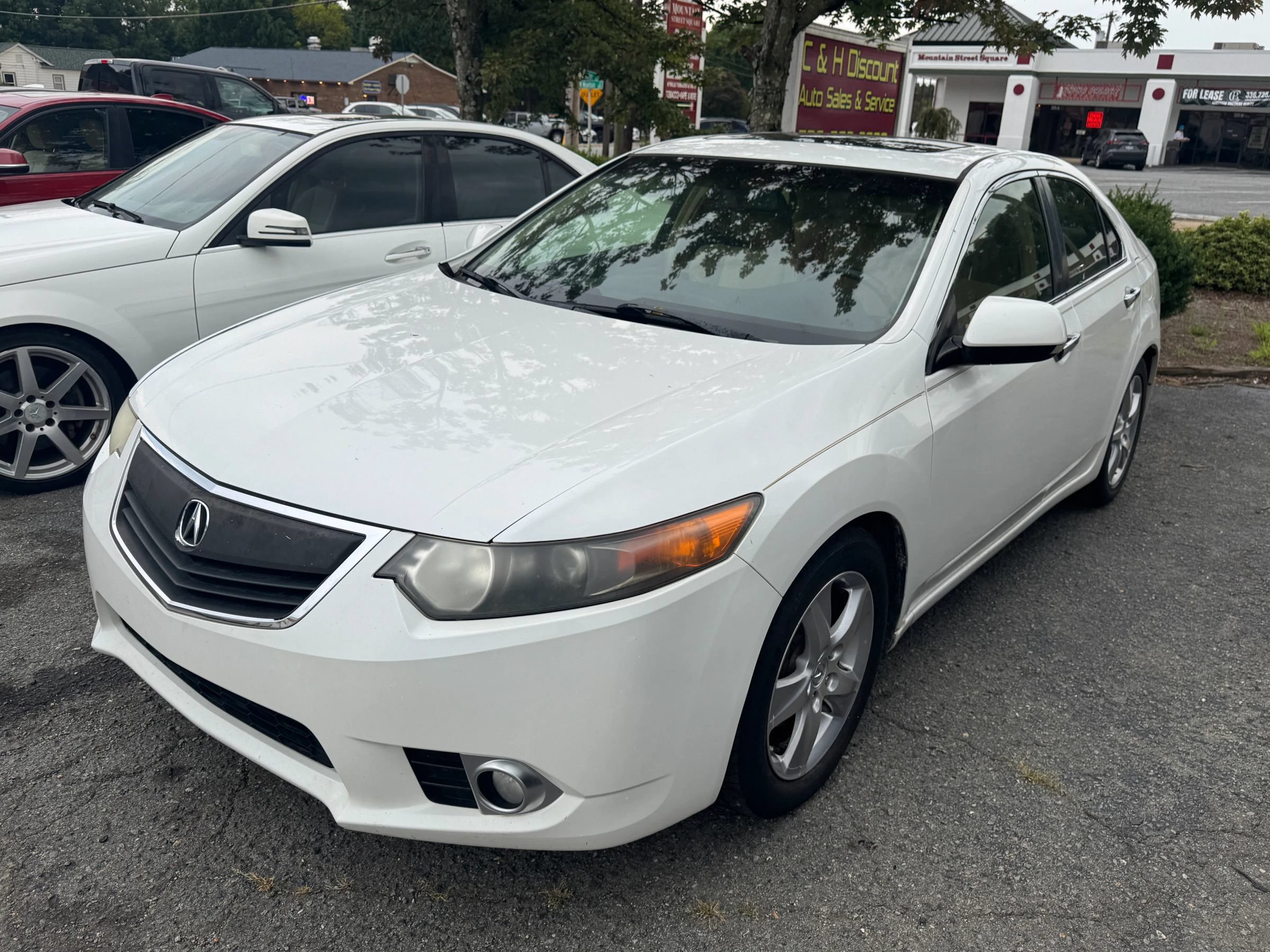 Used 2012 Acura TSX w/ Technology Package FWD image 2