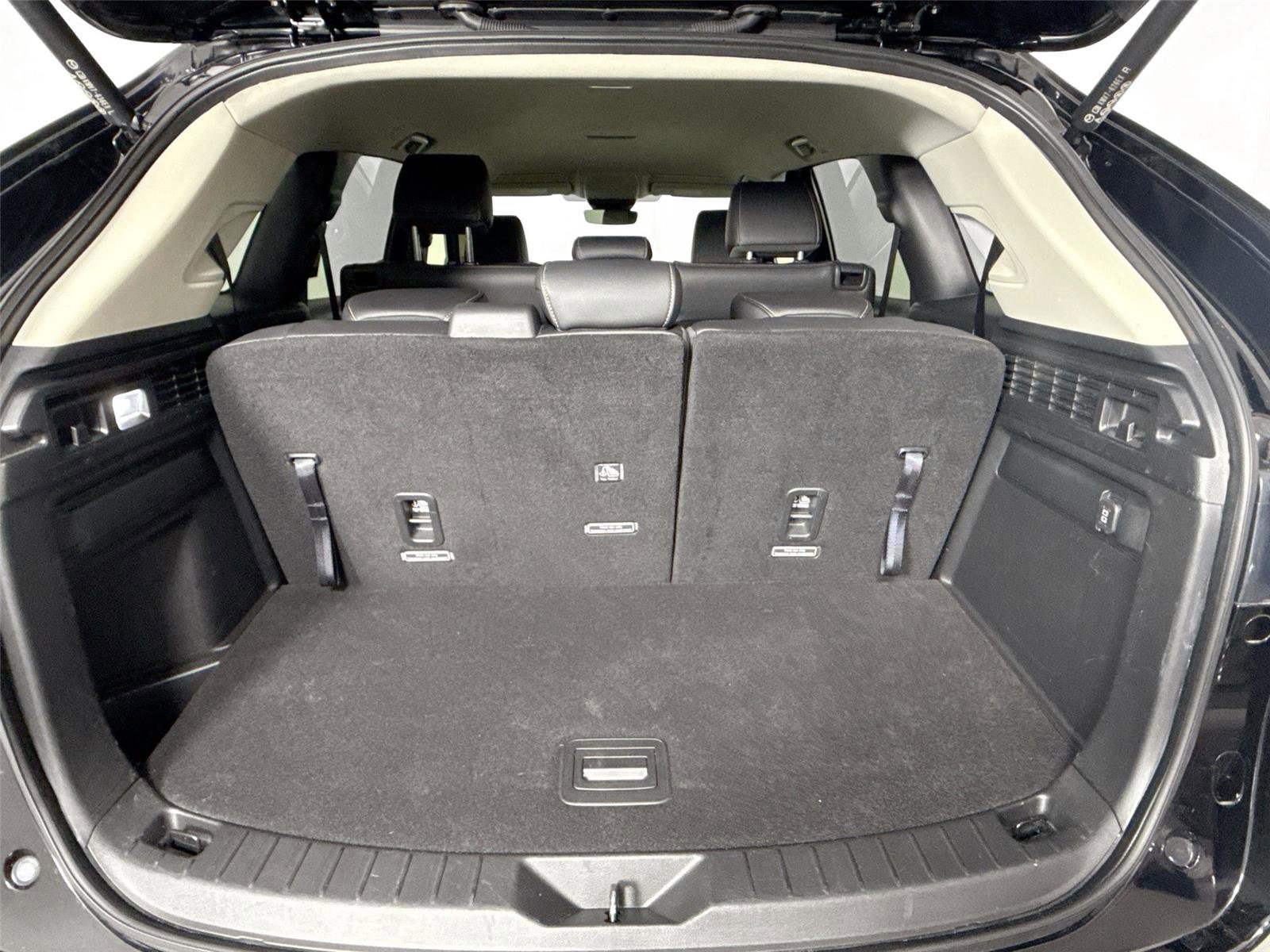 Certified 2025 MAZDA CX-90 3.3 Turbo w/ Select Package image 37