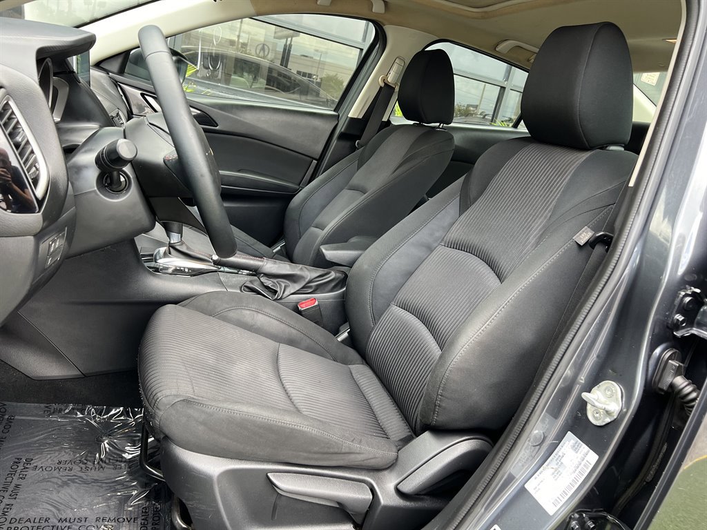 Used 2015 MAZDA MAZDA3 i Touring w/ Technology Package image 14