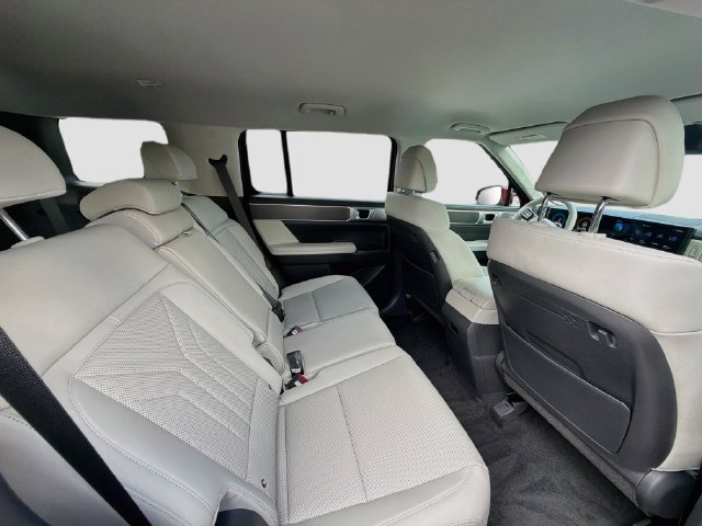 Certified 2026 Hyundai Santa Fe SEL FWD image 26