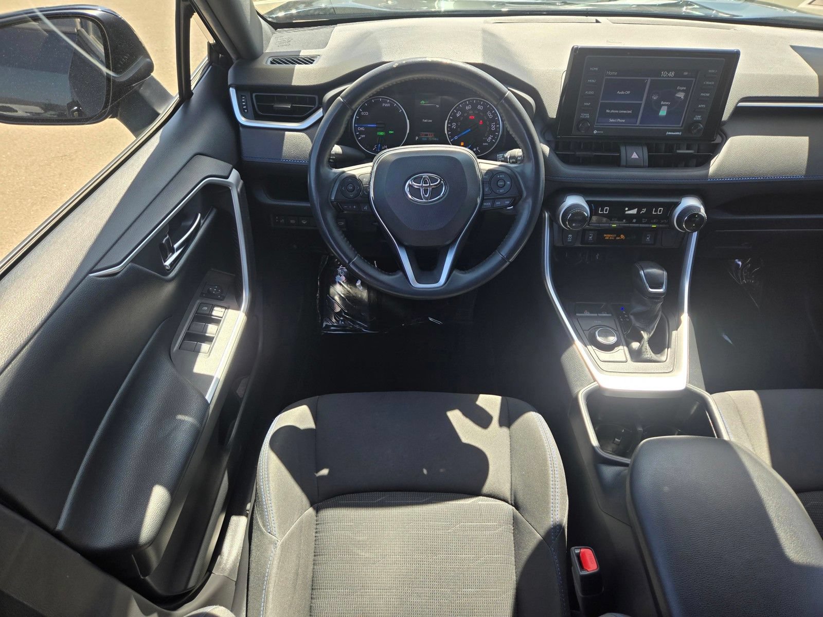 Used 2022 Toyota RAV4 SE w/ Convenience Package AWD/4WD image 18