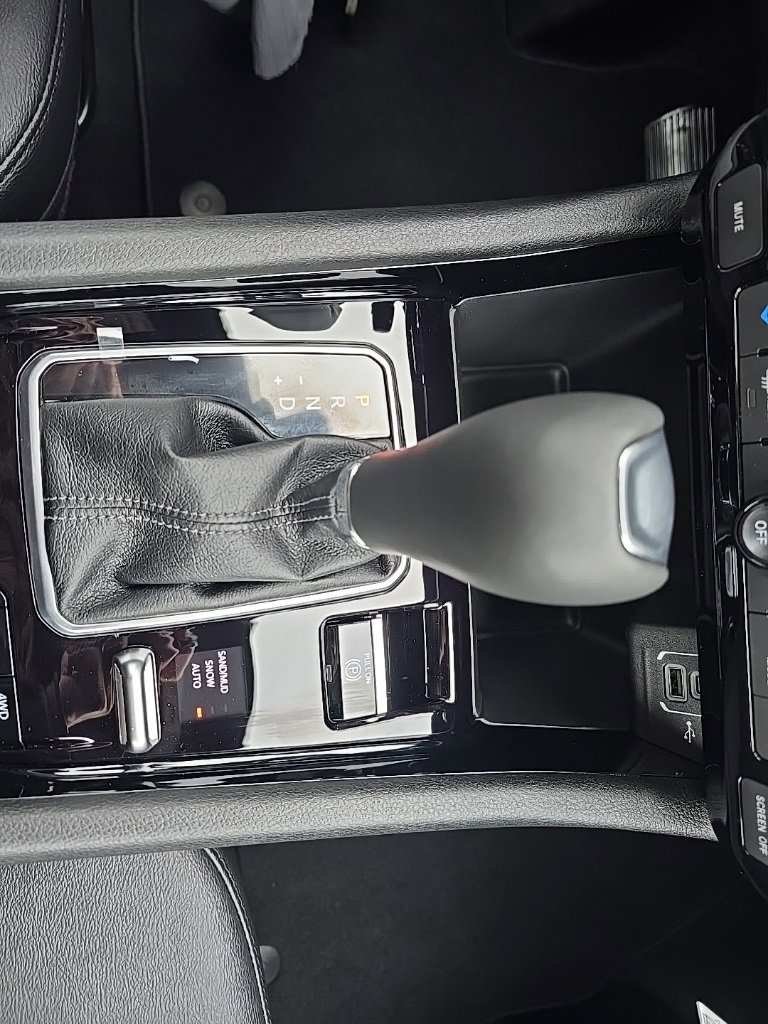 New 2026 Jeep Compass Latitude image 13