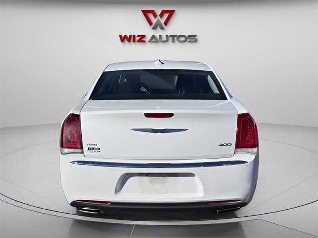 Used 2019 Chrysler 300 Limited image 6