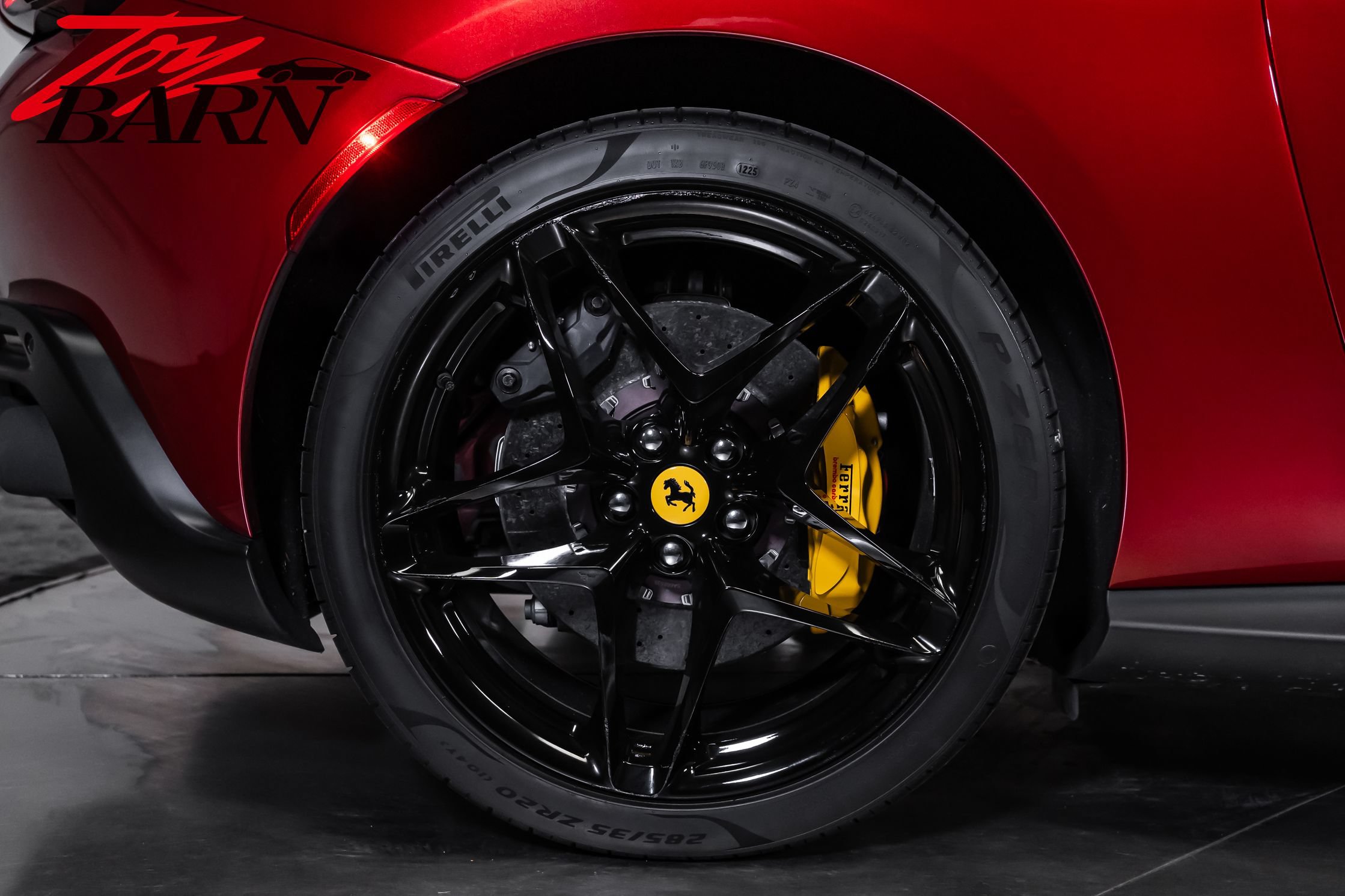 Used 2022 Ferrari Roma RWD image 15