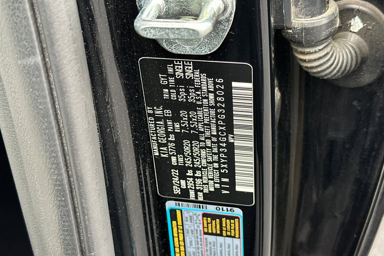 Used 2023 Kia Telluride EX w/ EX Captain's Chair Package image 34