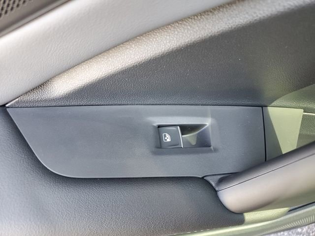 New 2026 Volkswagen Tiguan SEL R-Line image 15