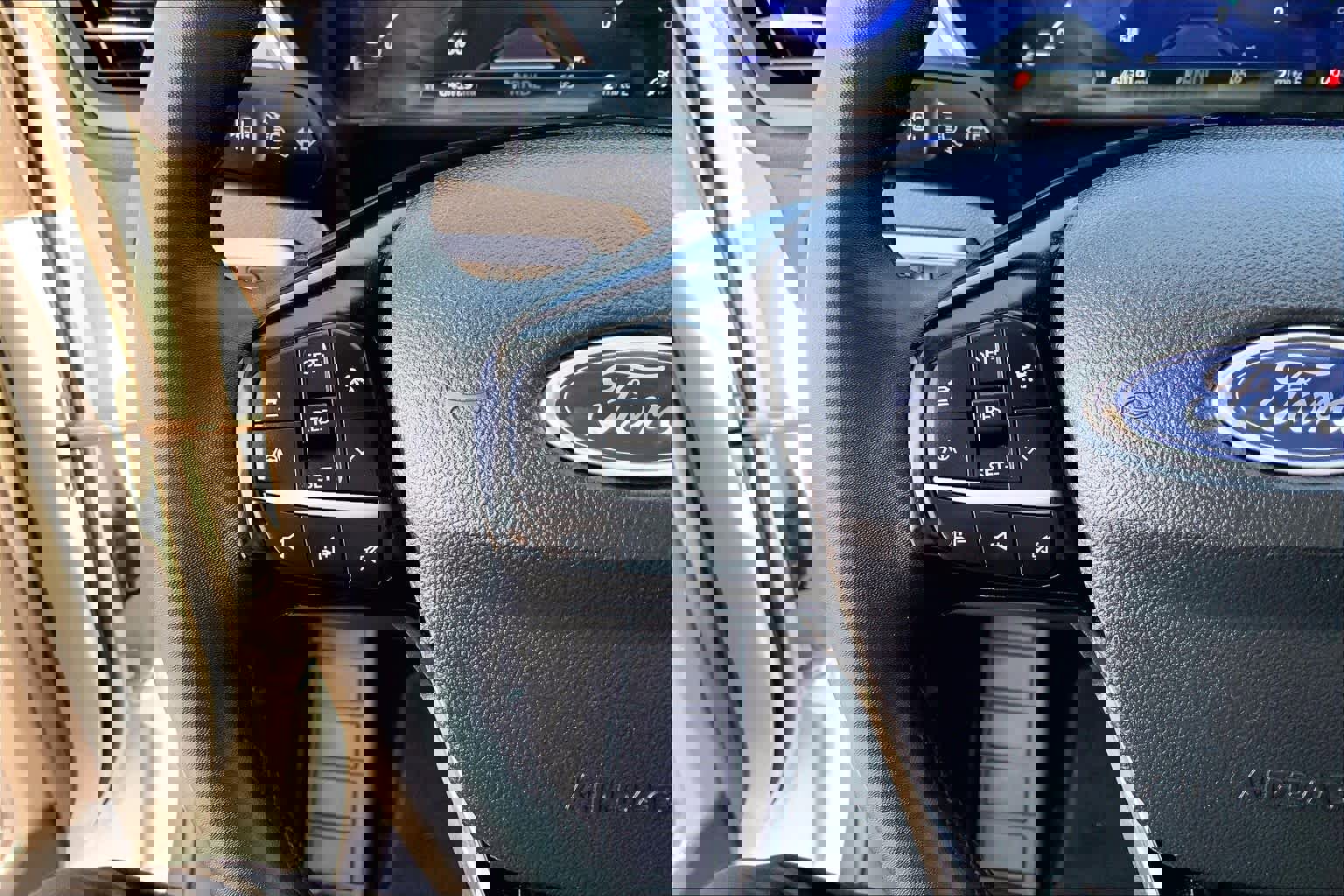 Used 2022 Ford Escape SEL w/ Technology Package image 20