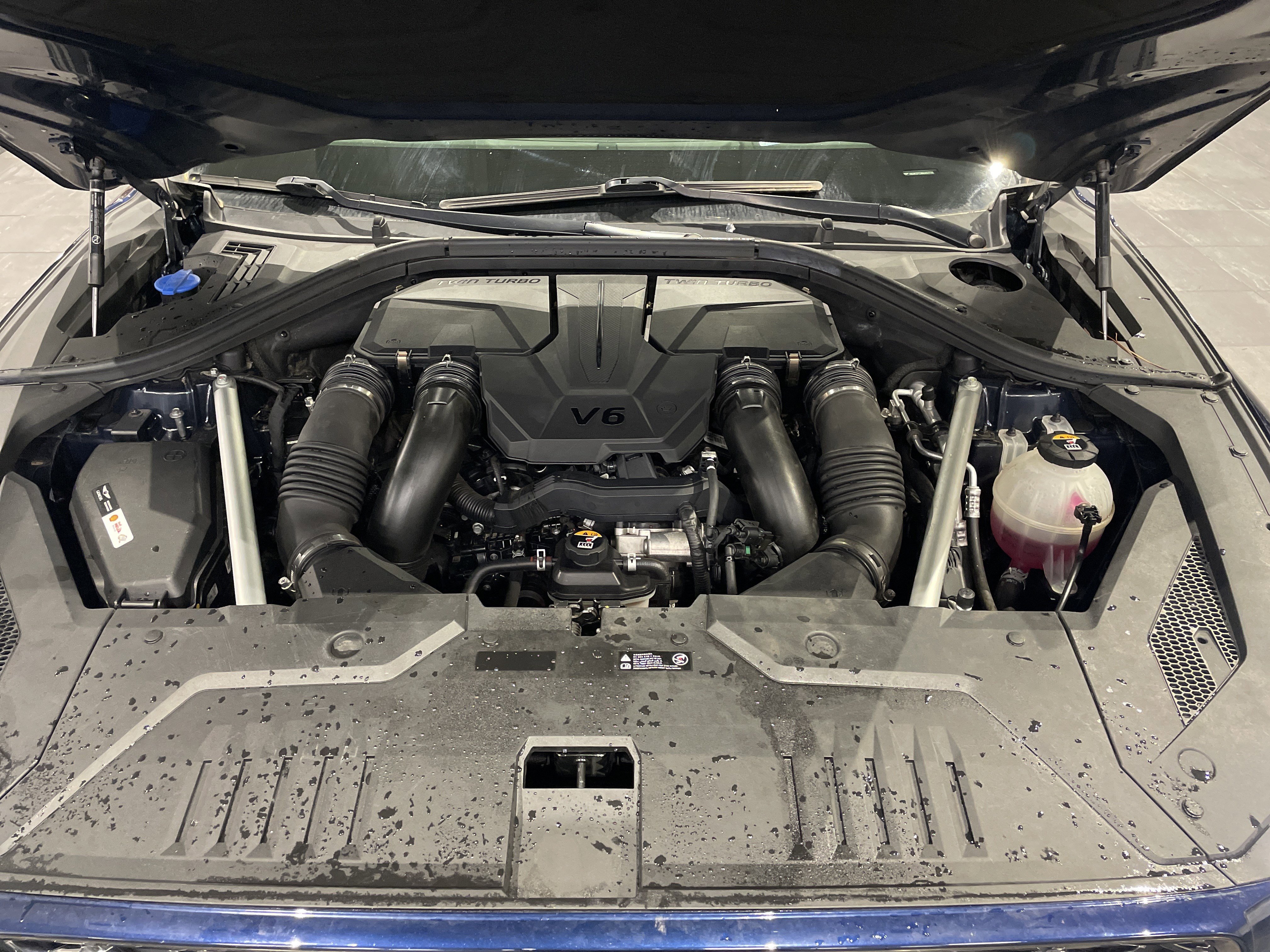 Used 2022 Genesis GV70 3.5T Sport w/ Sport Prestige Package image 44