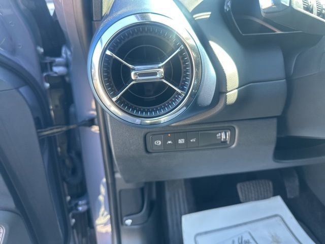 New 2026 Chevrolet Equinox EV LT image 18