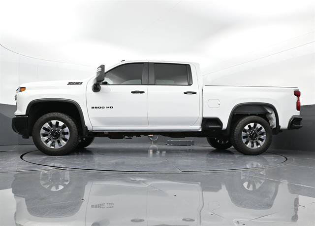 Used 2024 Chevrolet Silverado 2500 Custom w/ Custom Value Package AWD/4WD image 27