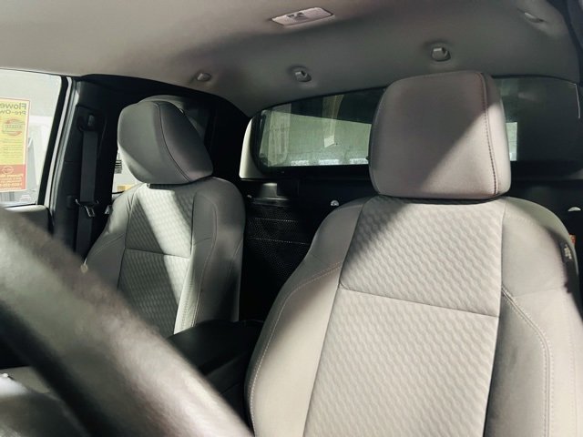 Used 2021 Toyota Tacoma SR image 3