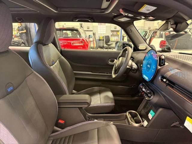 Used 2026 MINI Cooper S FWD image 23