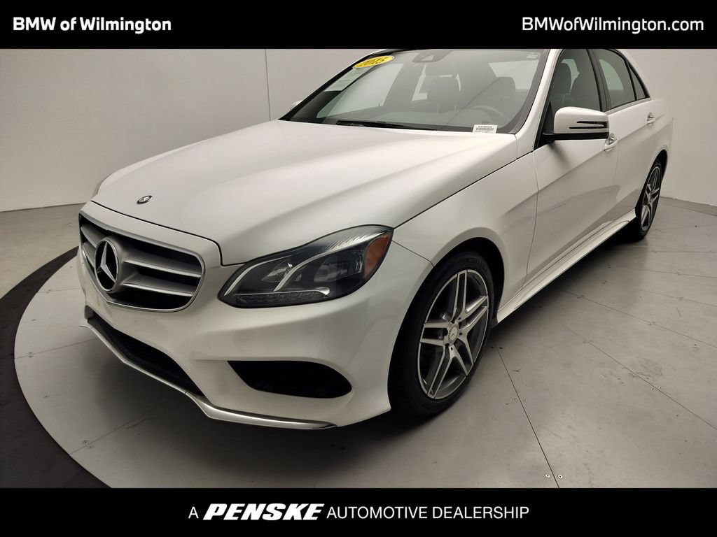 Used 2015 Mercedes-Benz E 400 4MATIC Sedan image 1