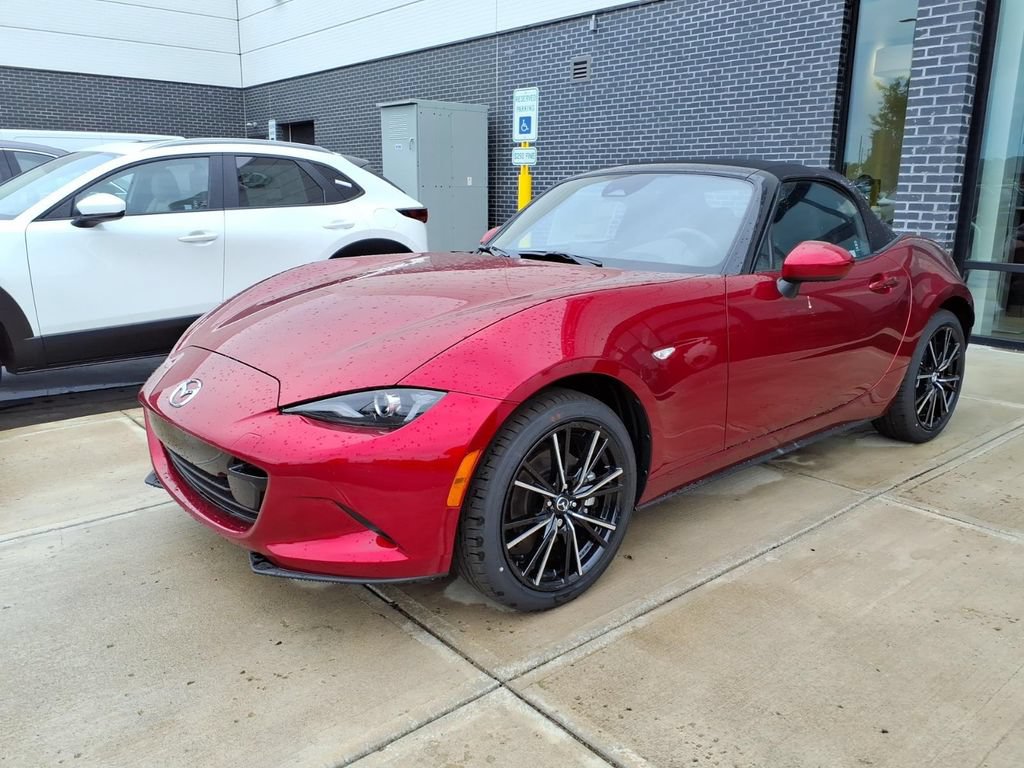 New 2026 MAZDA MX-5 Miata Grand Touring RWD image 3