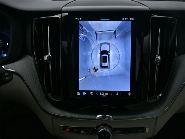 Used 2025 Volvo XC60 B5 Plus w/ Protection Package Premier image 11