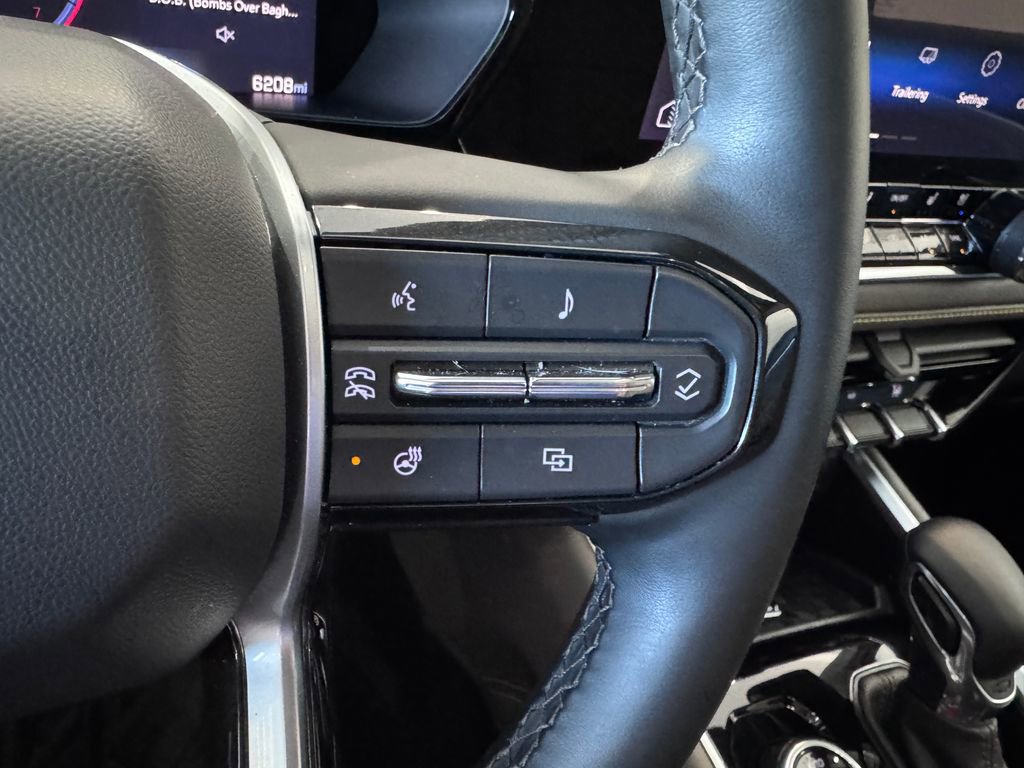 Certified 2025 Chevrolet Colorado ZR2 AWD/4WD image 15