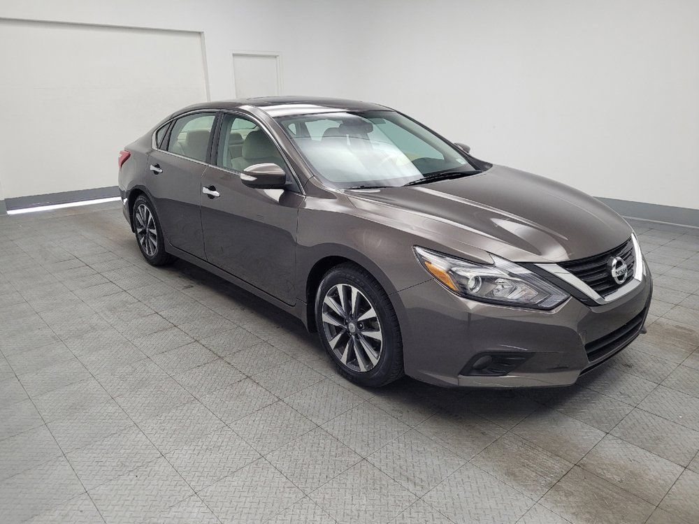Used 2017 Nissan Altima 2.5 SV w/ Convenience Package FWD image 13