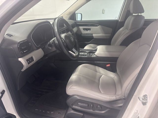Used 2023 Honda Pilot EX-L image 12
