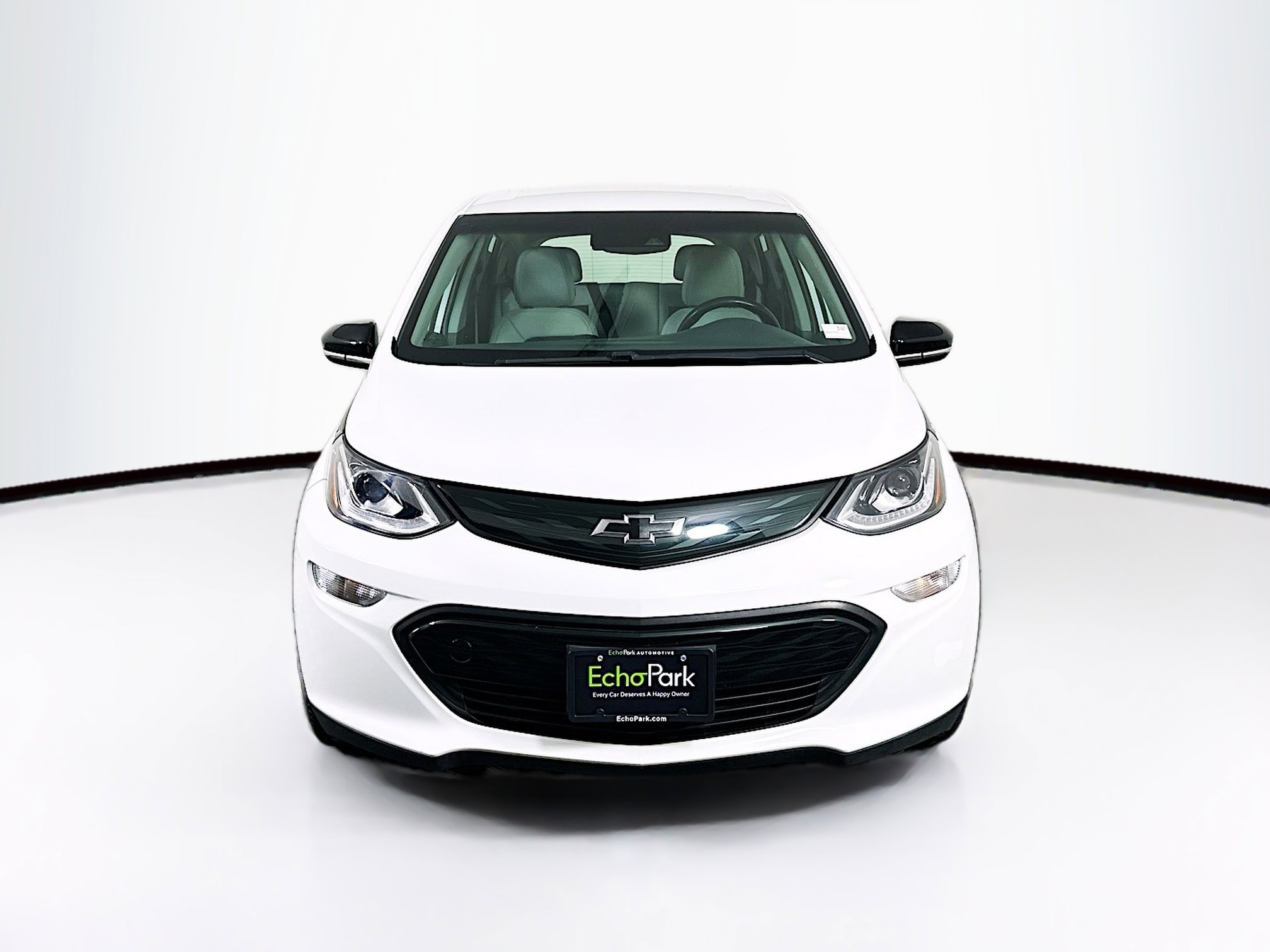 Used 2019 Chevrolet Bolt LT FWD image 2