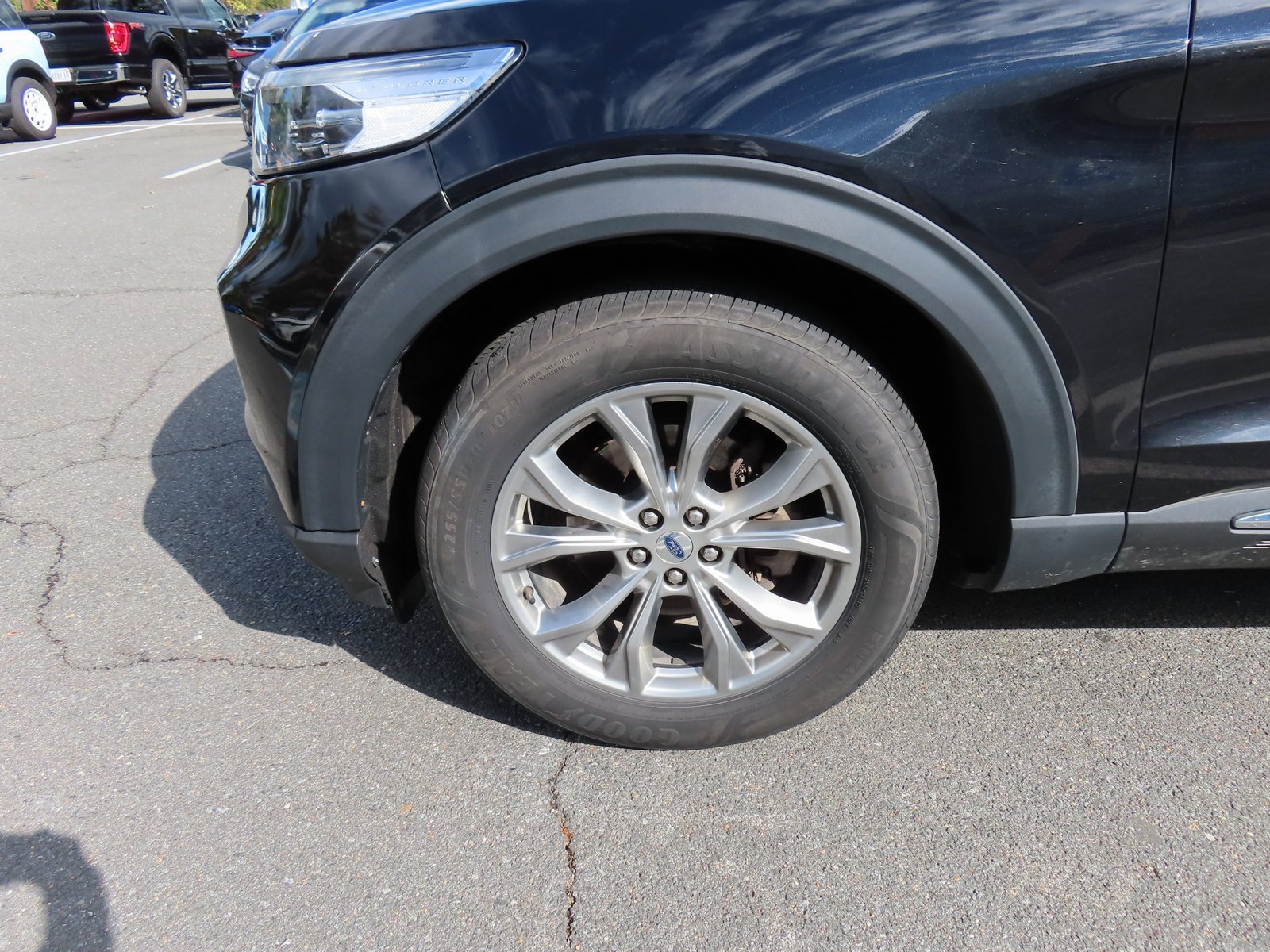 Used 2020 Ford Explorer Limited image 12