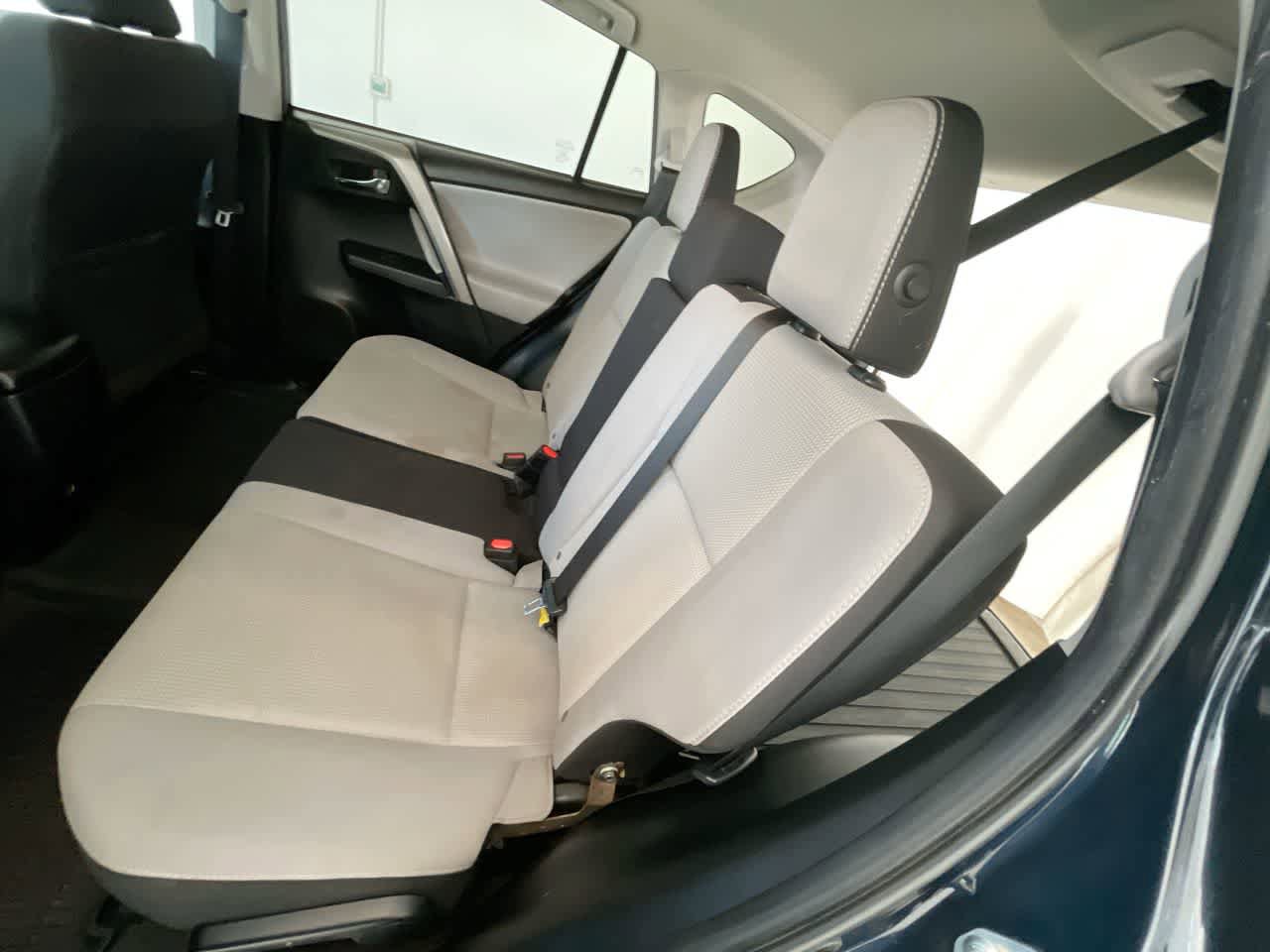 Certified 2018 Toyota RAV4 XLE AWD/4WD image 23