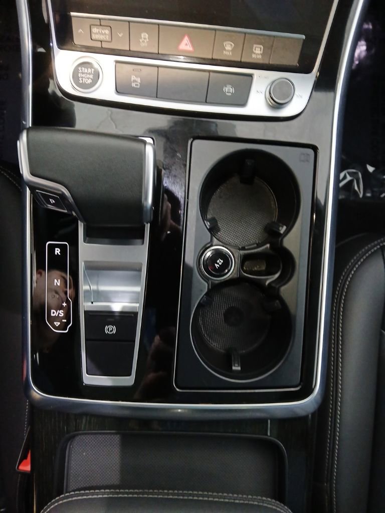 Used 2025 Audi Q7 3.0T Premium Plus image 33