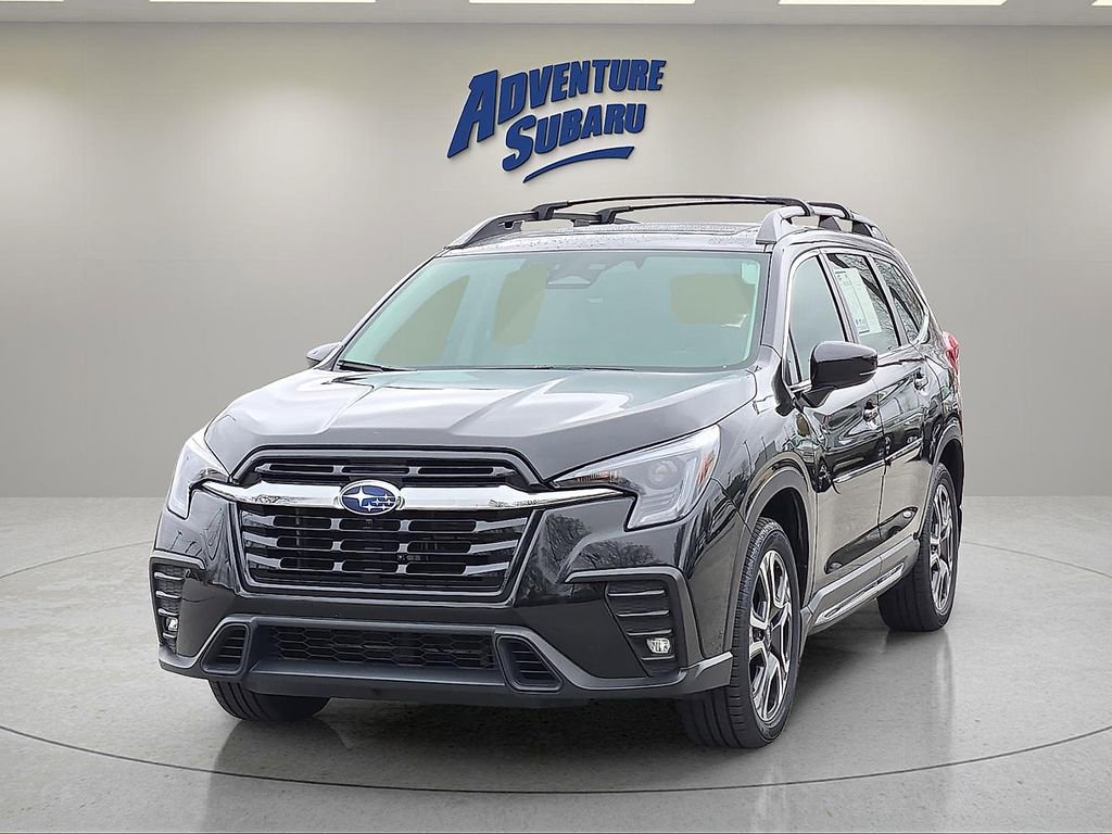 Used 2024 Subaru Ascent Limited w/ Technology Package image 2