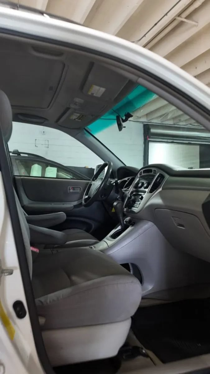 Used 2006 Toyota Highlander 2WD Hybrid image 16