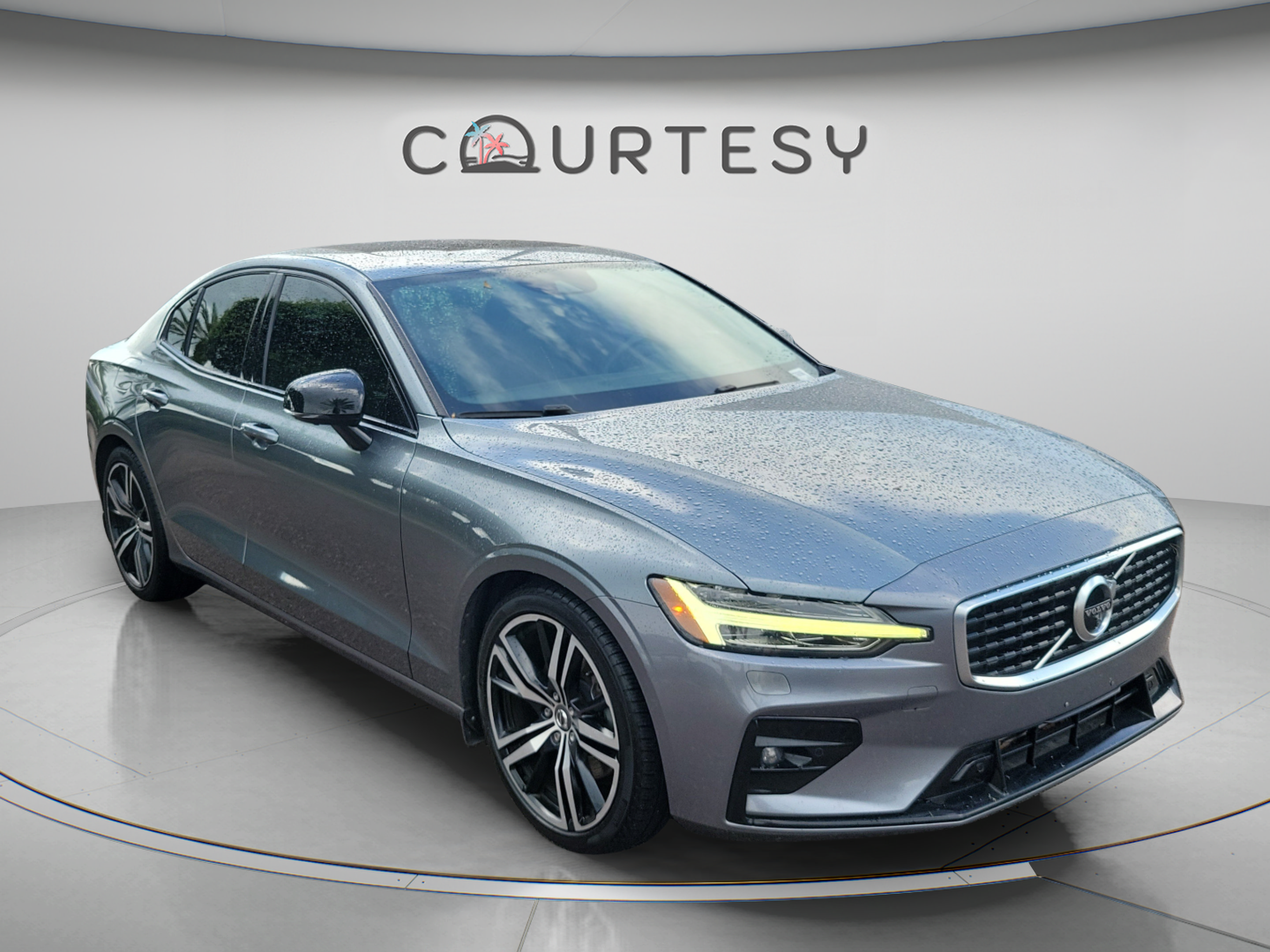 Used 2019 Volvo S60 T5 R-Design FWD image 7