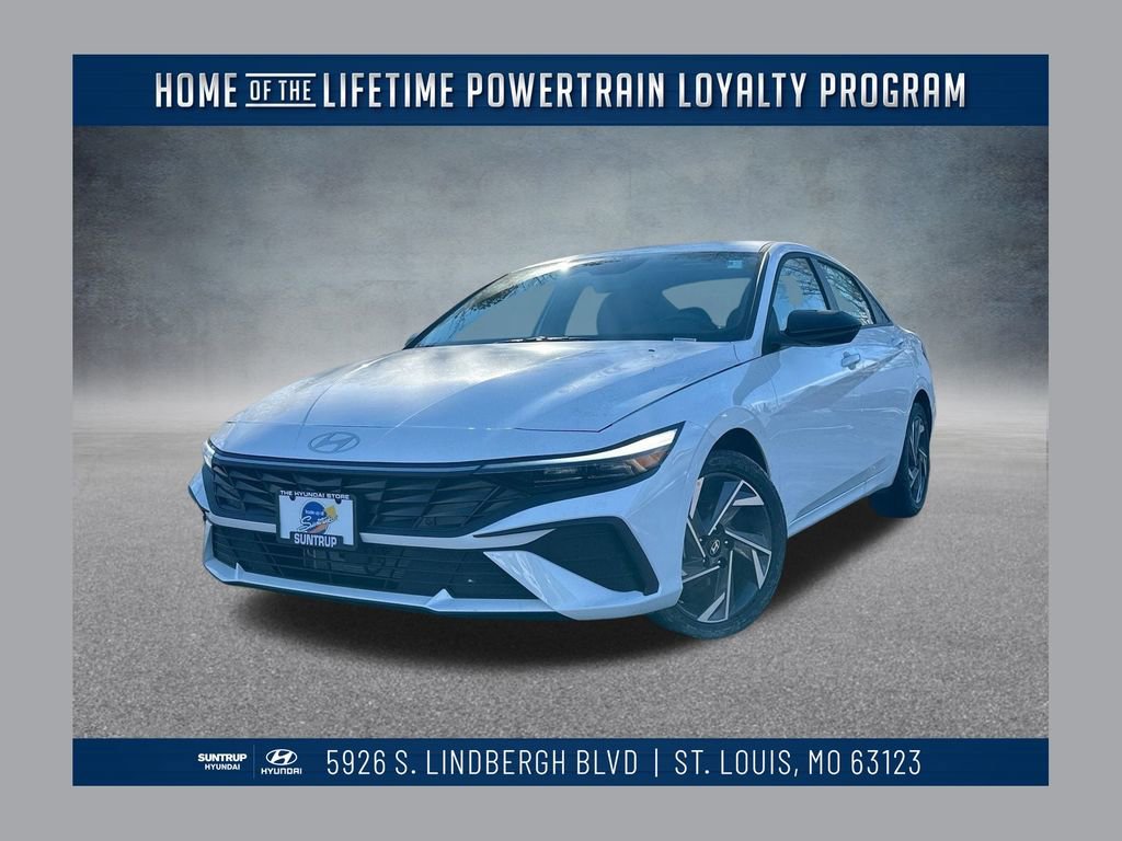 New 2025 Hyundai Elantra SEL image 1