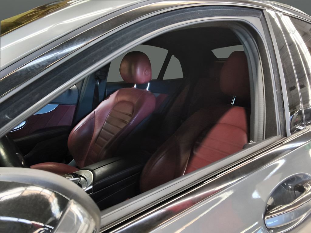 Used 2020 Mercedes-Benz C 43 AMG 4MATIC Sedan w/ Driver Assistance Package image 10