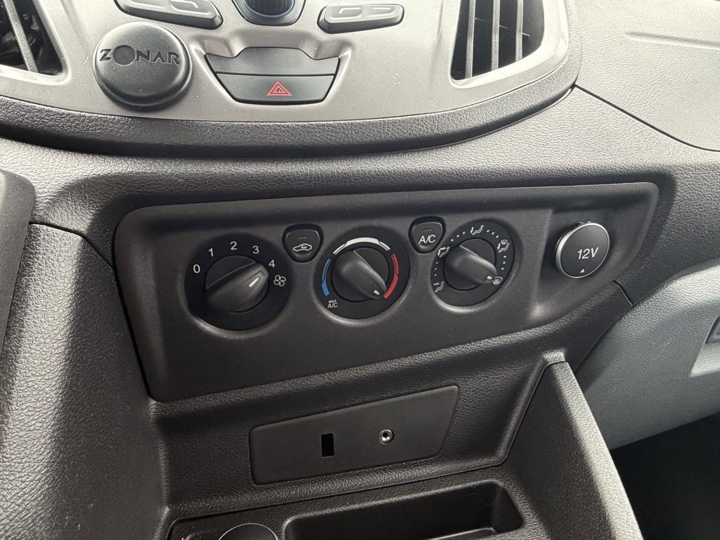 Used 2015 Ford Transit 150 XLT image 43
